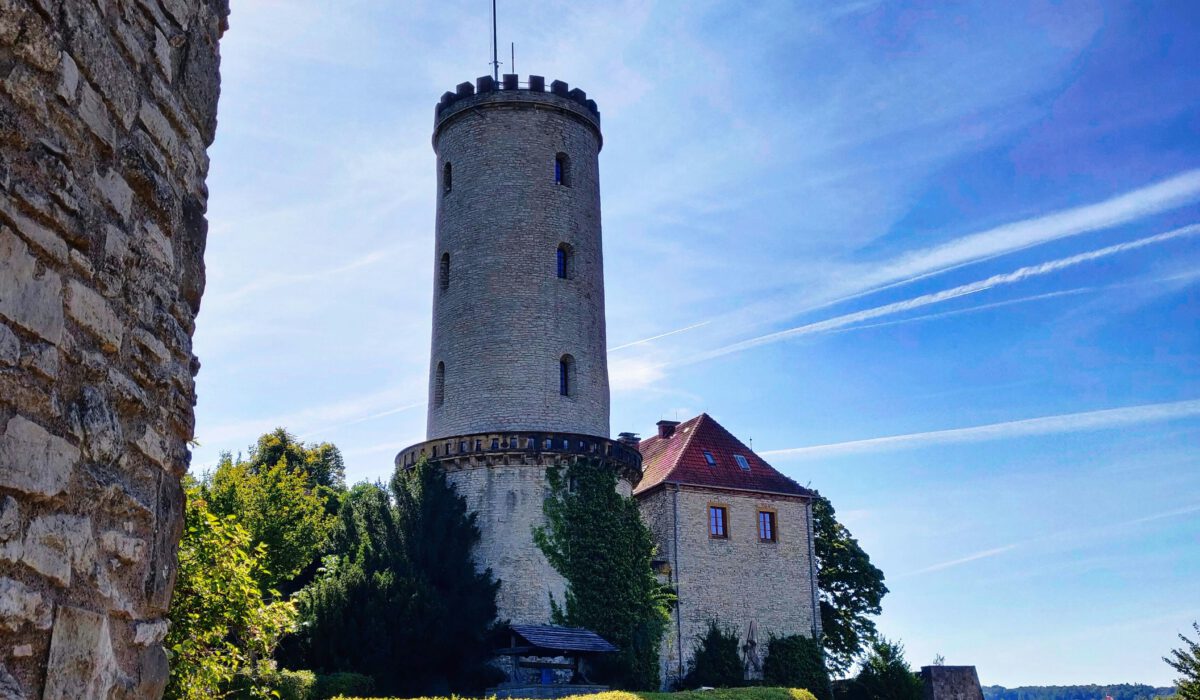 Die Sparrenburg in Bielefeld - Foto von Winged Jedi auf Unsplash